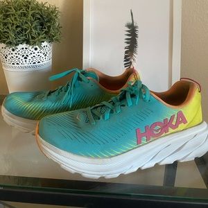 HOKA ONE ONE Rincon 3, Size 8